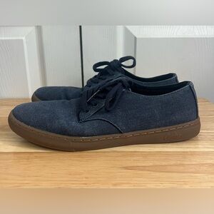 Cuater by Travis Mathew Canvas Shoes Blue Size 8